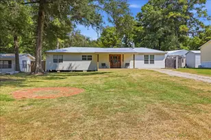 572 Spur 165, Brookeland, TX 75931 - Photo 3