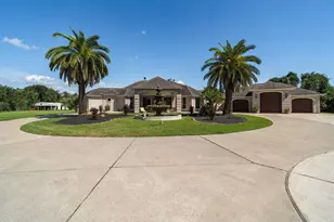 2150 Hewitt St, League City, TX 77573 - Photo 5