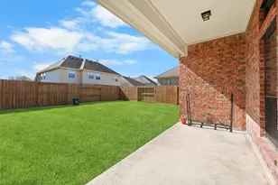 268 Clearwood Dr, League City, TX 77573 - Photo 23