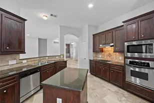 268 Clearwood Dr, League City, TX 77573 - Photo 11