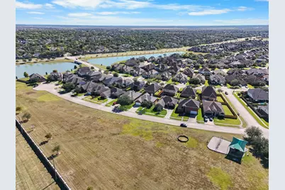 268 Clearwood Drive, League City, TX 77573 - Photo 31