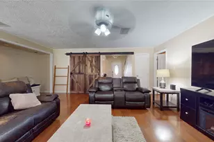 9867 Sageaspen Ln, Houston, TX 77089 - Photo 13