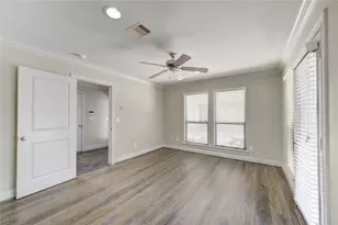 1706 McDonald St, Houston, TX 77007 - Photo 5