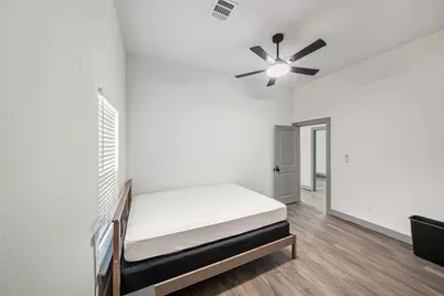 1609 Chapman Street, Houston, TX 77009 - Photo 15