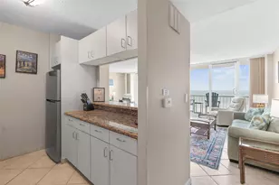 1401 E Beach Dr, Galveston, TX 77550 - Photo 7