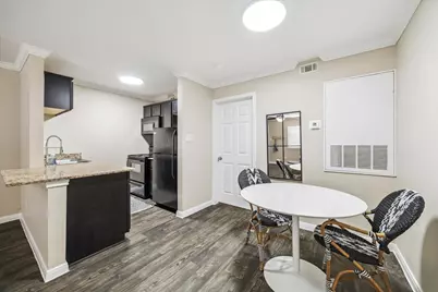 2006 W 43rd Street #17, Houston, TX 77018 - Photo 13