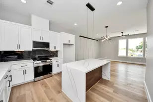 2204 Carr St, Houston, TX 77026 - Photo 5