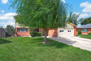 10518 Quail Ridge Ln, Sugar Land, TX 77498 - Photo 3