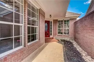 2606 S Strathford Ln, Houston, TX 77345 - Photo 3