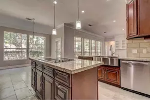 2606 S Strathford Ln, Houston, TX 77345 - Photo 11