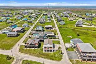 2493 Howell, Crystal Beach, TX 77650 - Photo 39