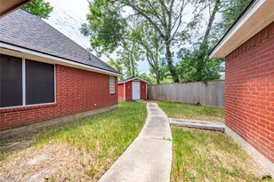 415 Kensington Ct, Pasadena, TX 77502 - Photo 19