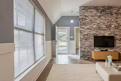 415 Kensington Court, Pasadena, TX 77502 - Photo 3