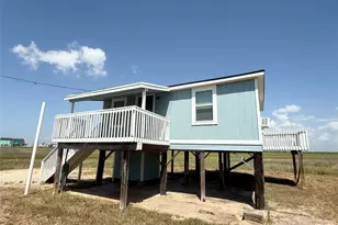 738 Caisson St, Surfside Beach, TX 77541 - Photo 3