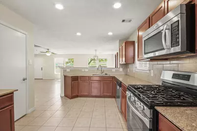 1223 Grassy View Drive, Houston, TX 77073 - Photo 9