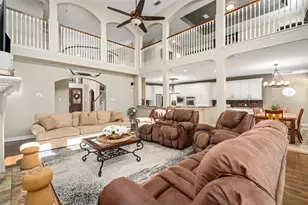 2111 N Shadow Grove Ln, Richmond, TX 77406 - Photo 5