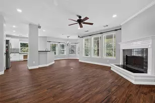 108 Oak Creek Ln, League City, TX 77573 - Photo 11