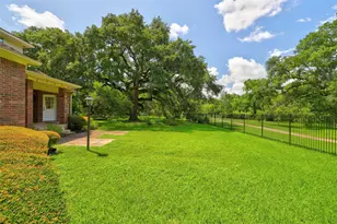 108 Oak Creek Ln, League City, TX 77573 - Photo 47