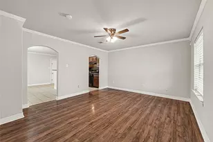 5826 Darlington Oak St, Houston, TX 77016 - Photo 3