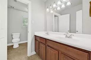 5826 Darlington Oak St, Houston, TX 77016 - Photo 19