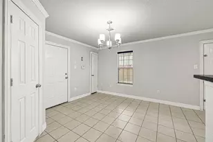 5826 Darlington Oak St, Houston, TX 77016 - Photo 9