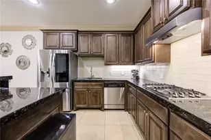 13606 Teal Bluff Ln, Houston, TX 77077 - Photo 25