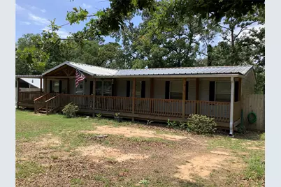 161 Oakdale Drive, Huntsville, TX 77320 - Photo 1