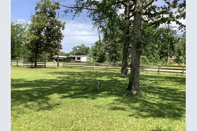 161 Oakdale Drive, Huntsville, TX 77320 - Photo 25