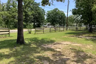 161 Oakdale Dr, Huntsville, TX 77320 - Photo 27