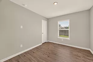 25405 Glacier Lake Dr, Cleveland, TX 77328 - Photo 21