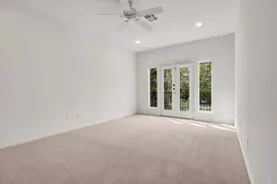 5329 McCulloch Cir, Houston, TX 77056 - Photo 31