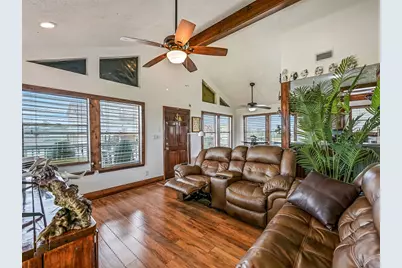 16510 Edward Teach Road, Jamaica Beach, TX 77554 - Photo 5