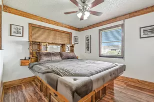 16510 Edward Teach Rd, Jamaica Beach, TX 77554 - Photo 17