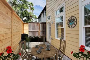 1522 Dunlavy St, Houston, TX 77006 - Photo 5