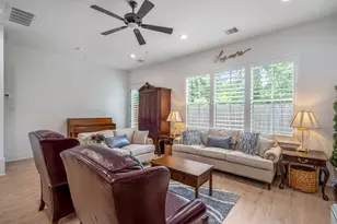 6405 Highland Pine Ln, Houston, TX 77091 - Photo 13