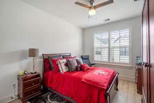 6405 Highland Pine Ln, Houston, TX 77091 - Photo 33