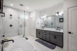6405 Highland Pine Ln, Houston, TX 77091 - Photo 23