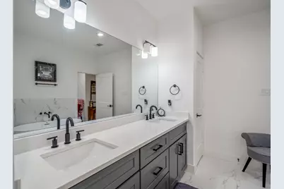 6405 Highland Pine Lane, Houston, TX 77091 - Photo 25