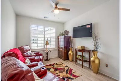 6405 Highland Pine Lane, Houston, TX 77091 - Photo 29