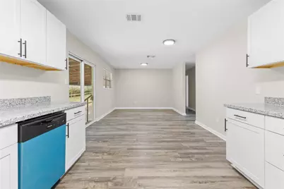 804 Avenue I, Conroe, TX 77301 - Photo 13