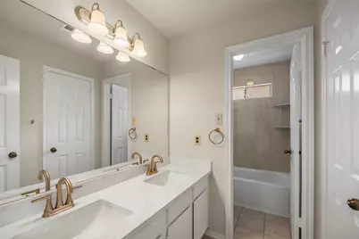 4922 Moss Run Drive, Missouri City, TX 77459 - Photo 23