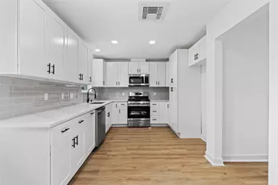 5823 Ettrick Drive, Houston, TX 77035 - Photo 15