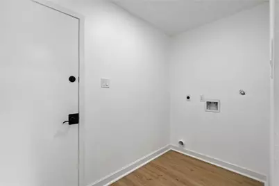 5823 Ettrick Drive, Houston, TX 77035 - Photo 19