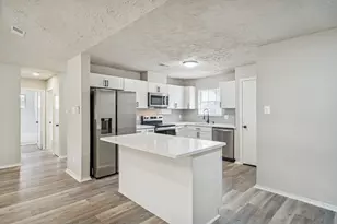 24110 Silversmith Ln, Katy, TX 77493 - Photo 7