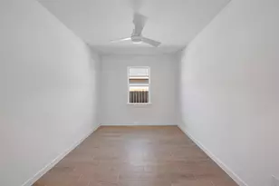 698 Daniels Lk Ln, Dayton, TX 77535 - Photo 3