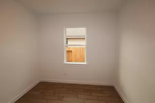 698 Daniels Lk Ln, Dayton, TX 77535 - Photo 11