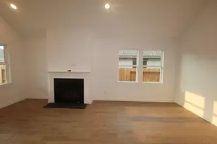 698 Daniels Lk Ln, Dayton, TX 77535 - Photo 5