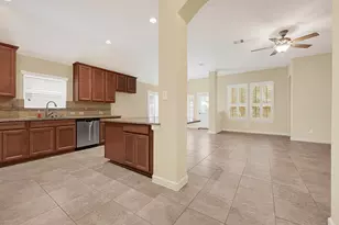 12818 Bridle Springs Ln, Houston, TX 77044 - Photo 9