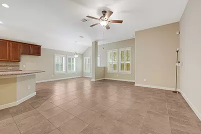 12818 Bridle Springs Lane, Houston, TX 77044 - Photo 11