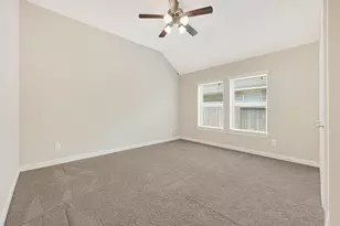 12818 Bridle Springs Ln, Houston, TX 77044 - Photo 21